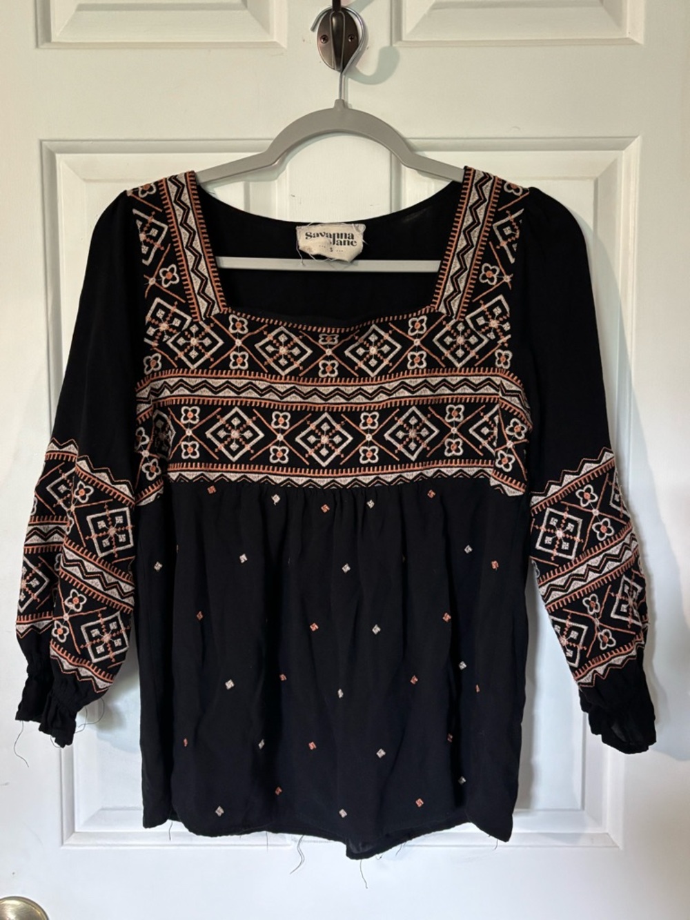 Savanna Jane Black Embroidered Boho Peasant Top. Cuff sleeves. Size small.